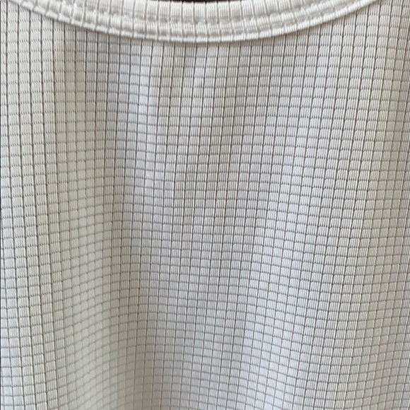 Fabletics tank top size small - Picture 3 of 6